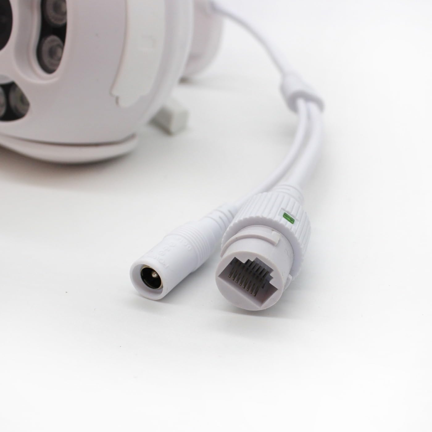 Telecamera wifi esterno 360° con visione notturna a colori, Videocamera ptz da esterno con rilevamento del movimento, audio bidirezionale ed app icsee