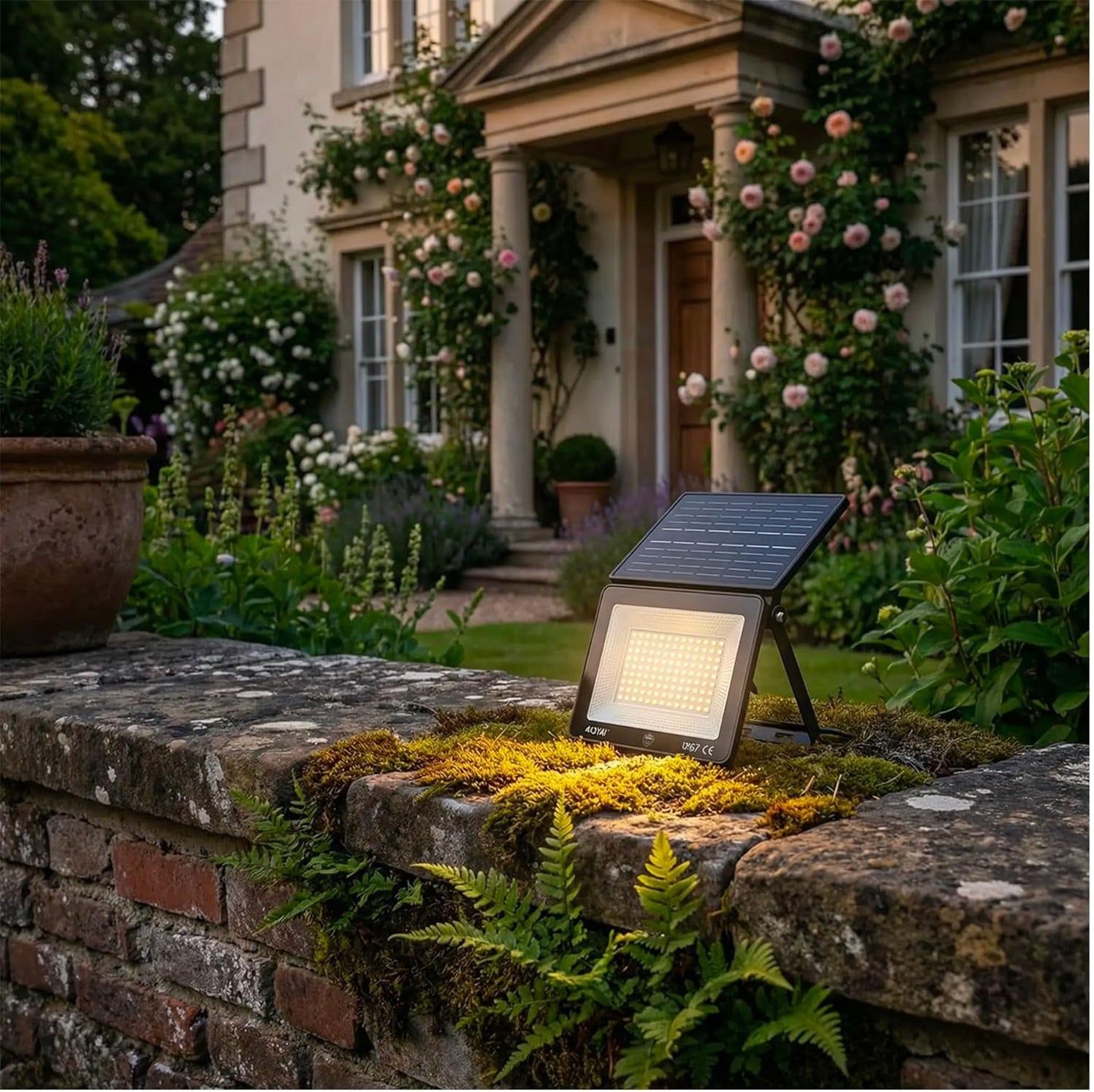 Faro LED Solare 400W IP67 15.000 Lumen – Faretto Esterno con Pannello Solare Integrato, 9 Ore Autonomia, Doppia Modalità Manuale