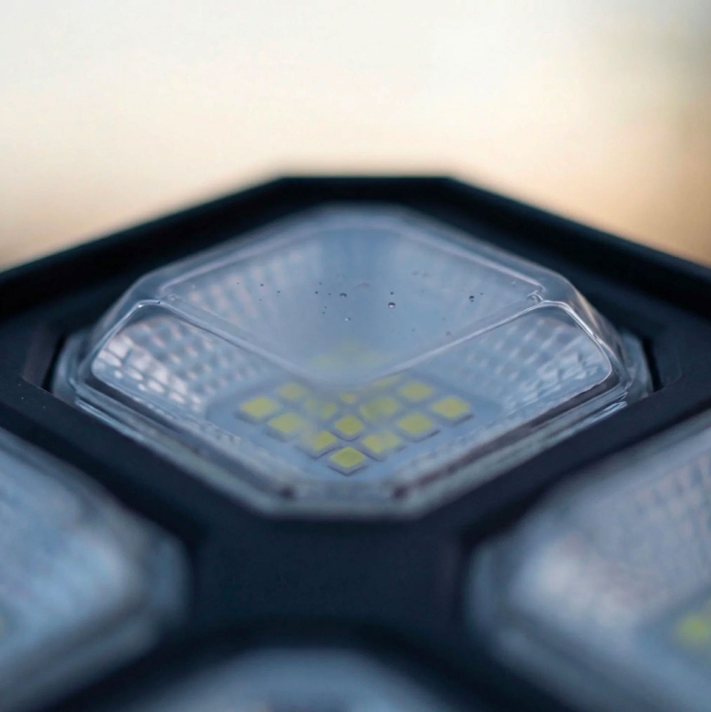 Kit 4 Lampioni Solari LED 144 LED con Sensore di Movimento e Telecomando | Luce Esterno 6500K IP65
