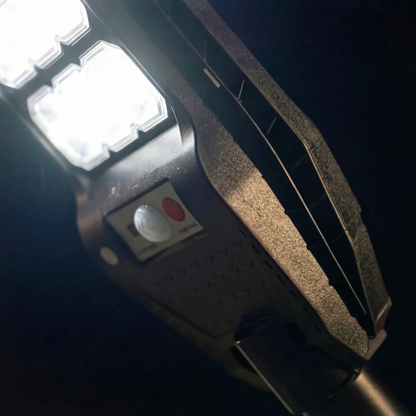 Kit 4 Lampioni Solari LED 144 LED con Sensore di Movimento e Telecomando | Luce Esterno 6500K IP65