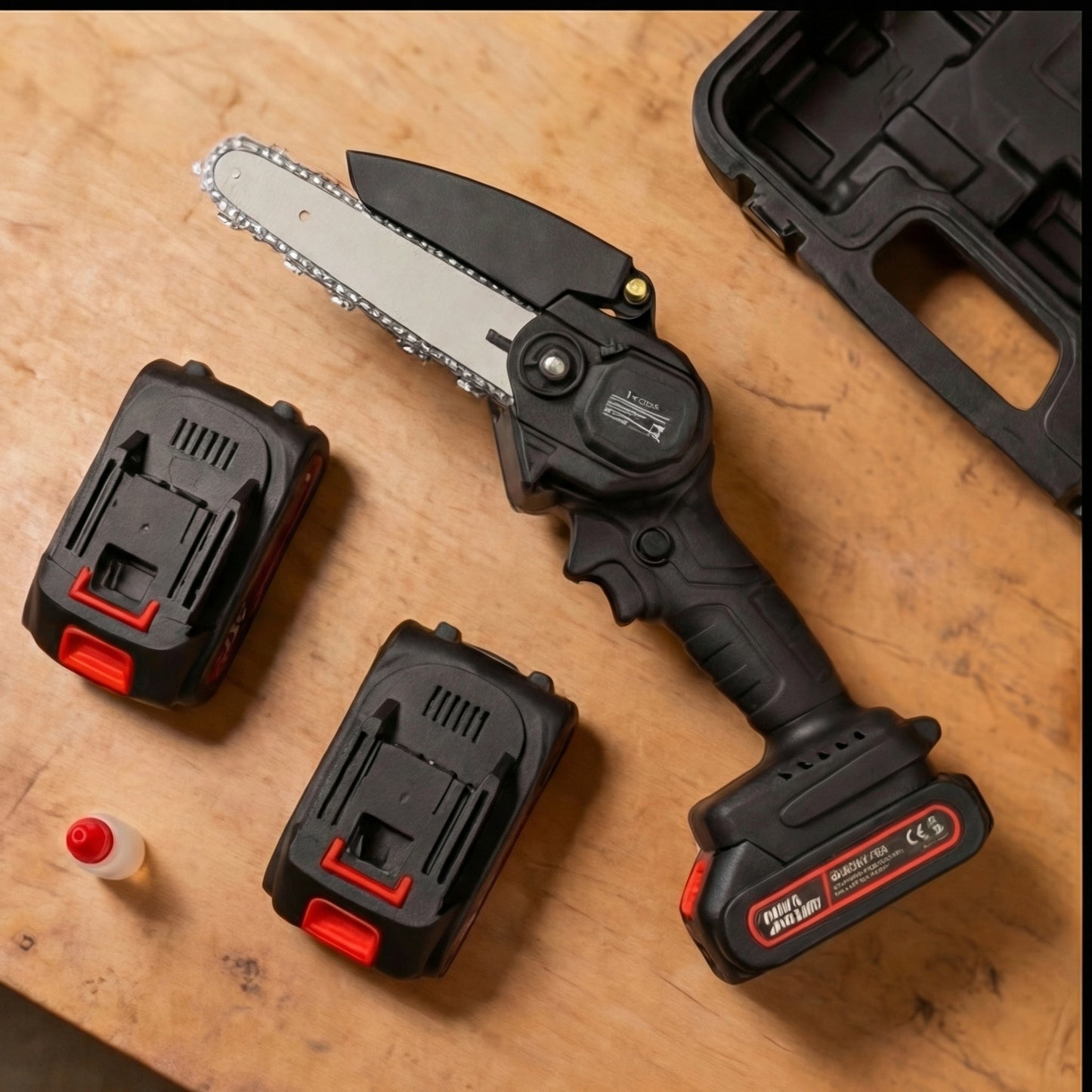 Set Potatura 48V con Forbici e Motosega 6", con 4 Batterie, Olio Lubrificante e Custodie, 2 Anni Garanzia